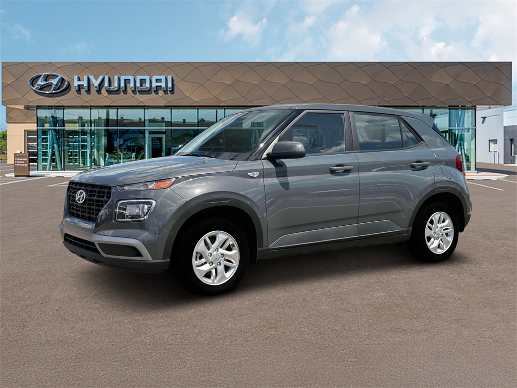 2025 Hyundai Venue SE photo 2