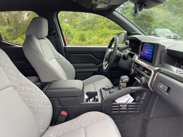 2025 Toyota Tacoma SR5 Double Cab photo 21
