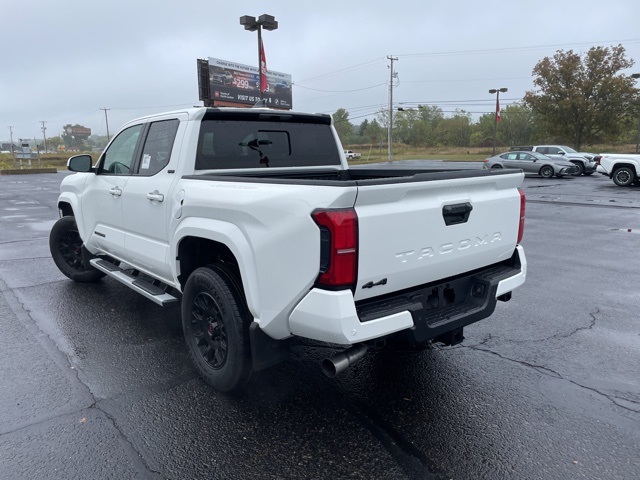2025 Toyota Tacoma SR5 Double Cab photo 2