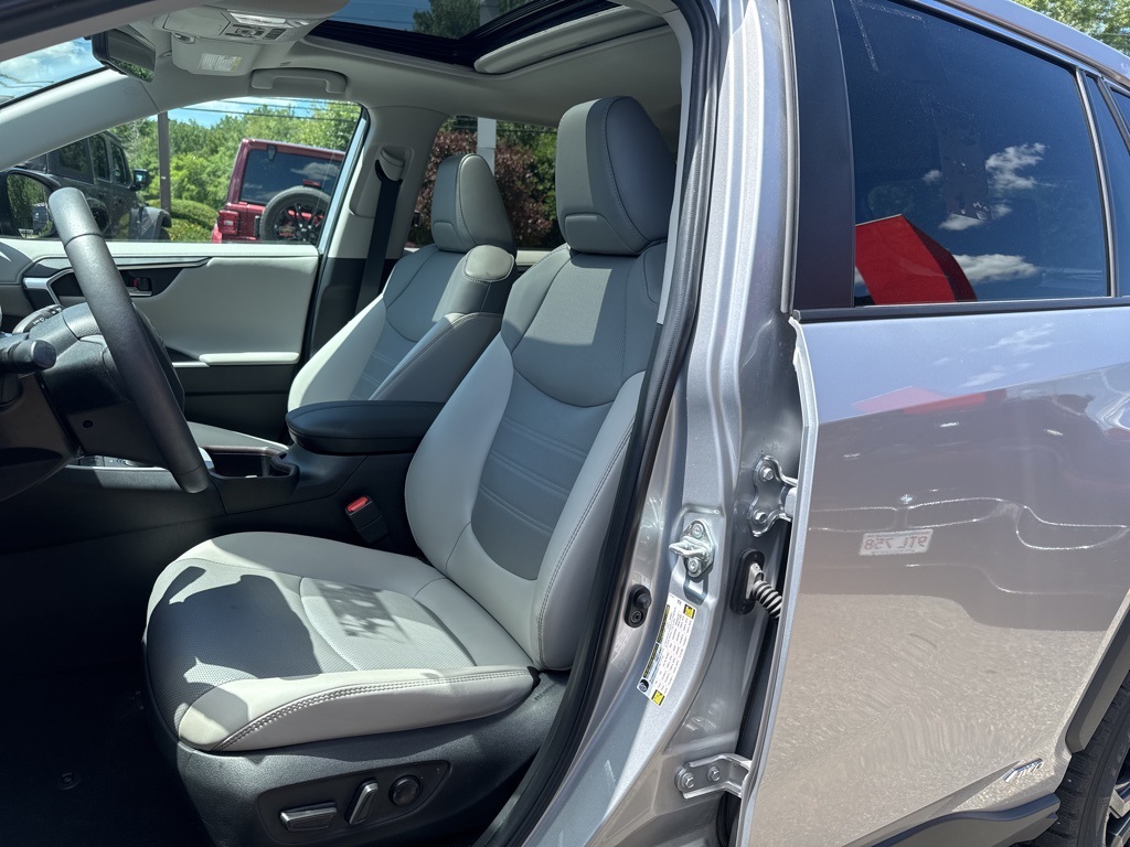 2023 Silver Sky Metallic Toyota RAV4 Limited AWD SUV