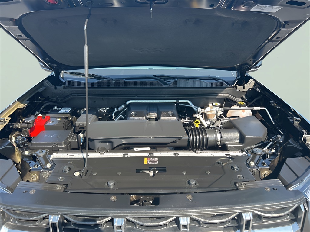 2025 Gmc Canyon AT4 photo 15