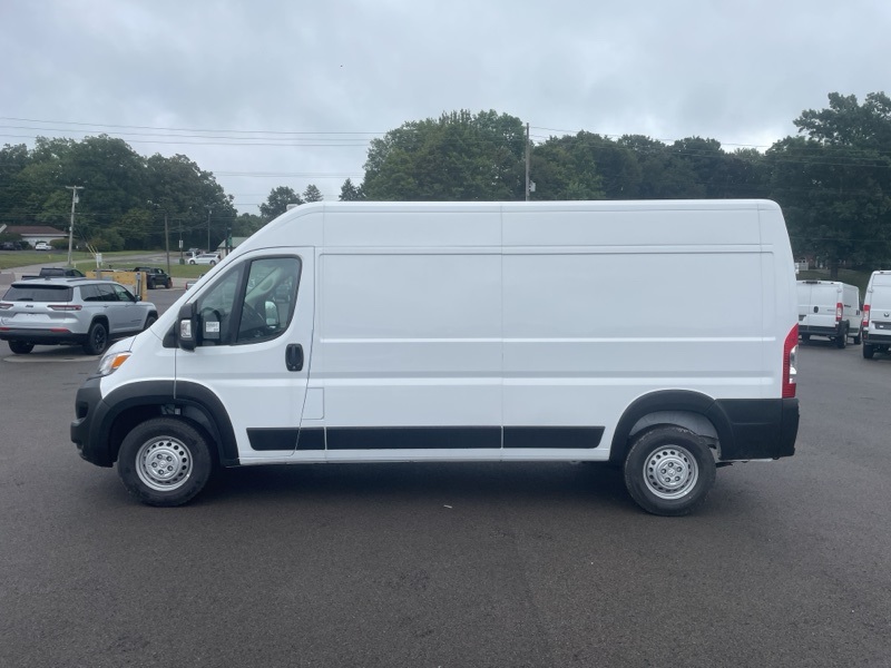 2025 Ram ProMaster 2500 photo 3