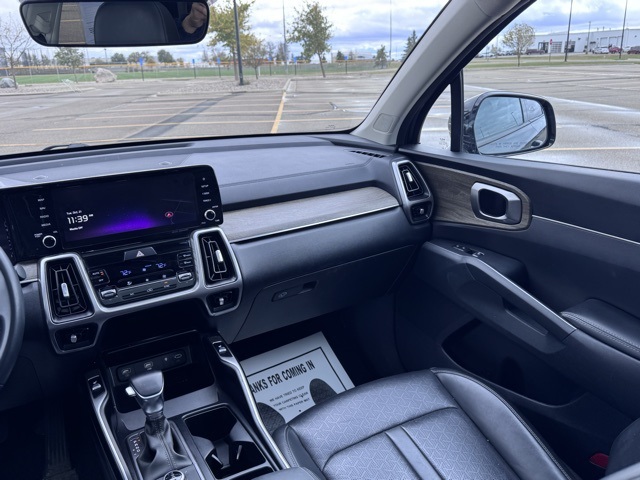 2023 Kia Sorento X-Line EX