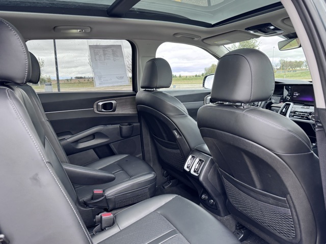 2023 Kia Sorento X-Line EX
