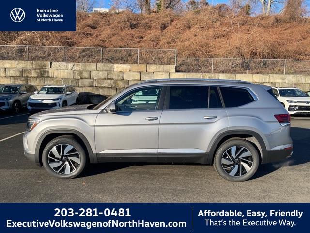 2026 Volkswagen Atlas SEL's photo