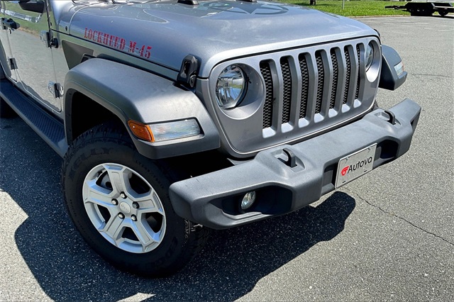 2020 Billet Silver Metallic Clearcoat Jeep Wrangler Unlimited Unlimited Freedom Edition 4X4 SUV