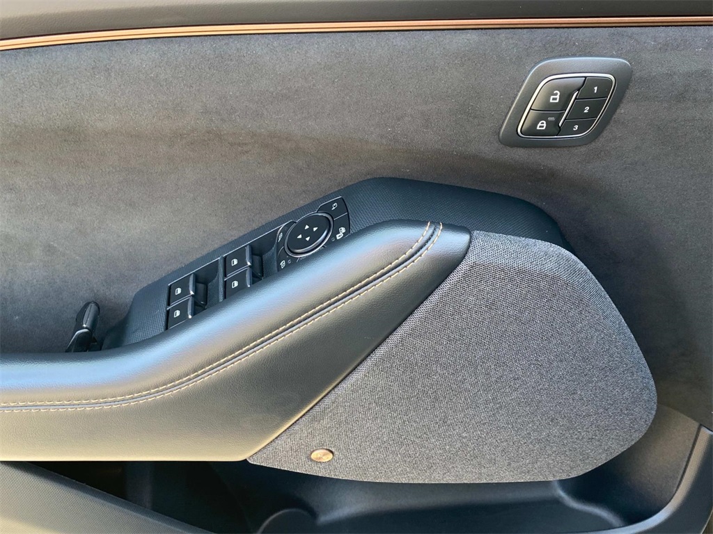 2022 White Metallic Ford Mustang Mach-E GT AWD SUV