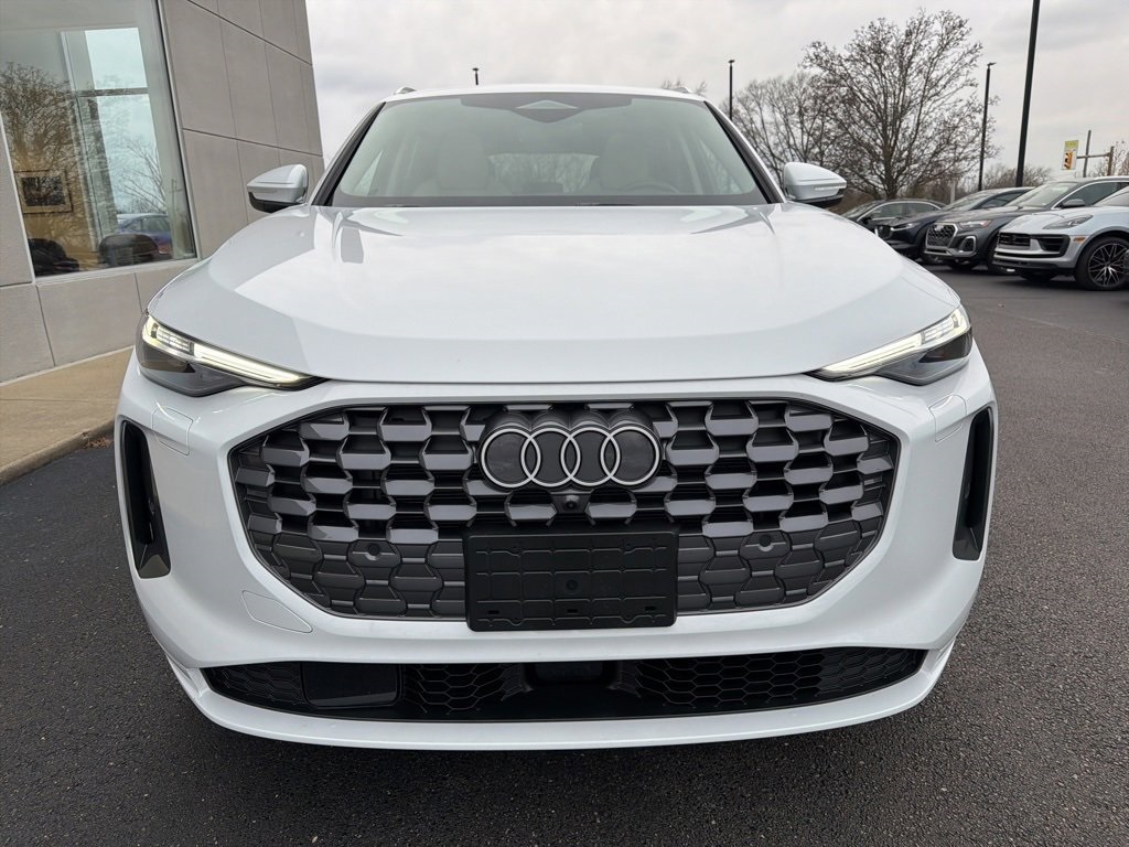 2025 Audi Q5 Prestige TFSI Premium photo 4