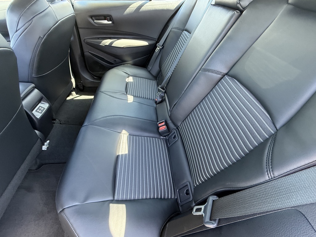 2025 Toyota Corolla XSE photo 25
