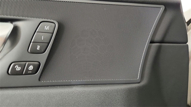 used 2025 Volvo XC60 car, priced at $40,988