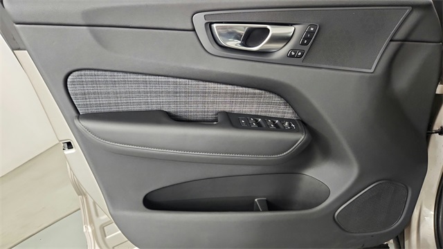 used 2025 Volvo XC60 car, priced at $40,988