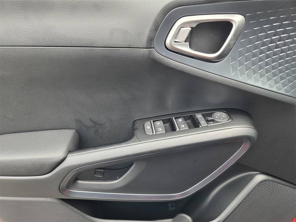 2025 Kia Soul EX photo 15