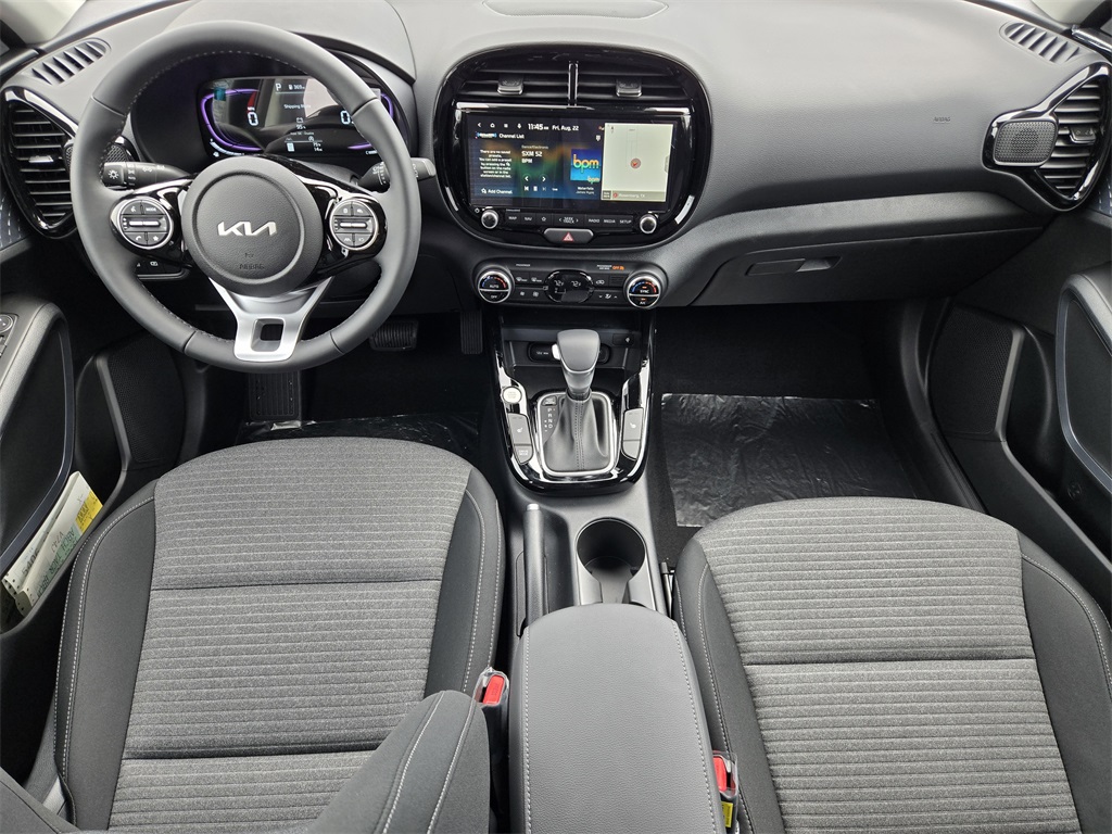 2025 Kia Soul EX photo 17