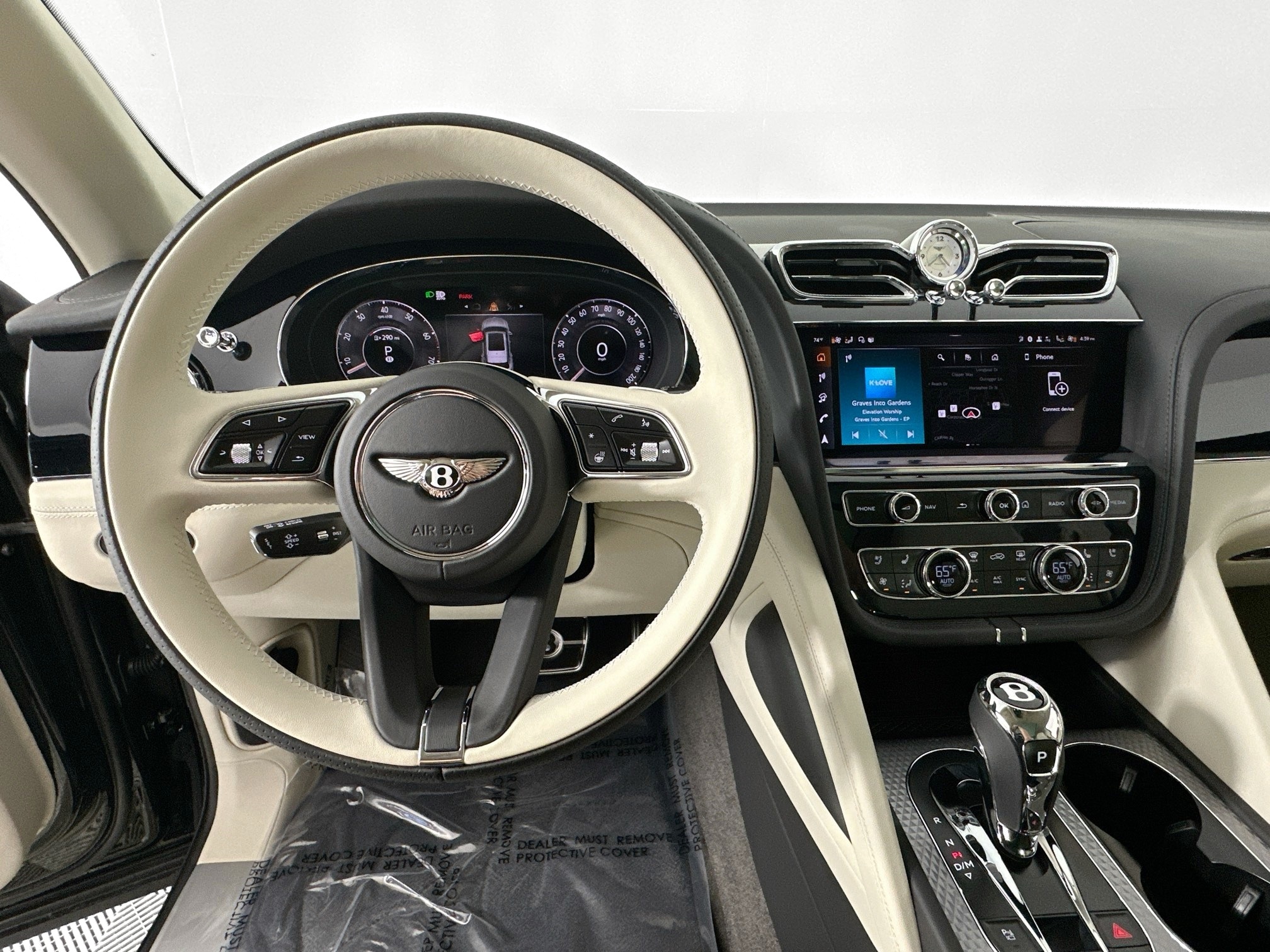 new 2025 Bentley Bentayga EWB car