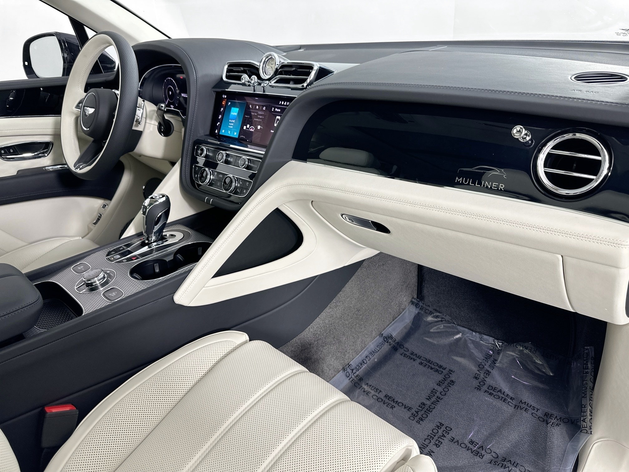 new 2025 Bentley Bentayga EWB car