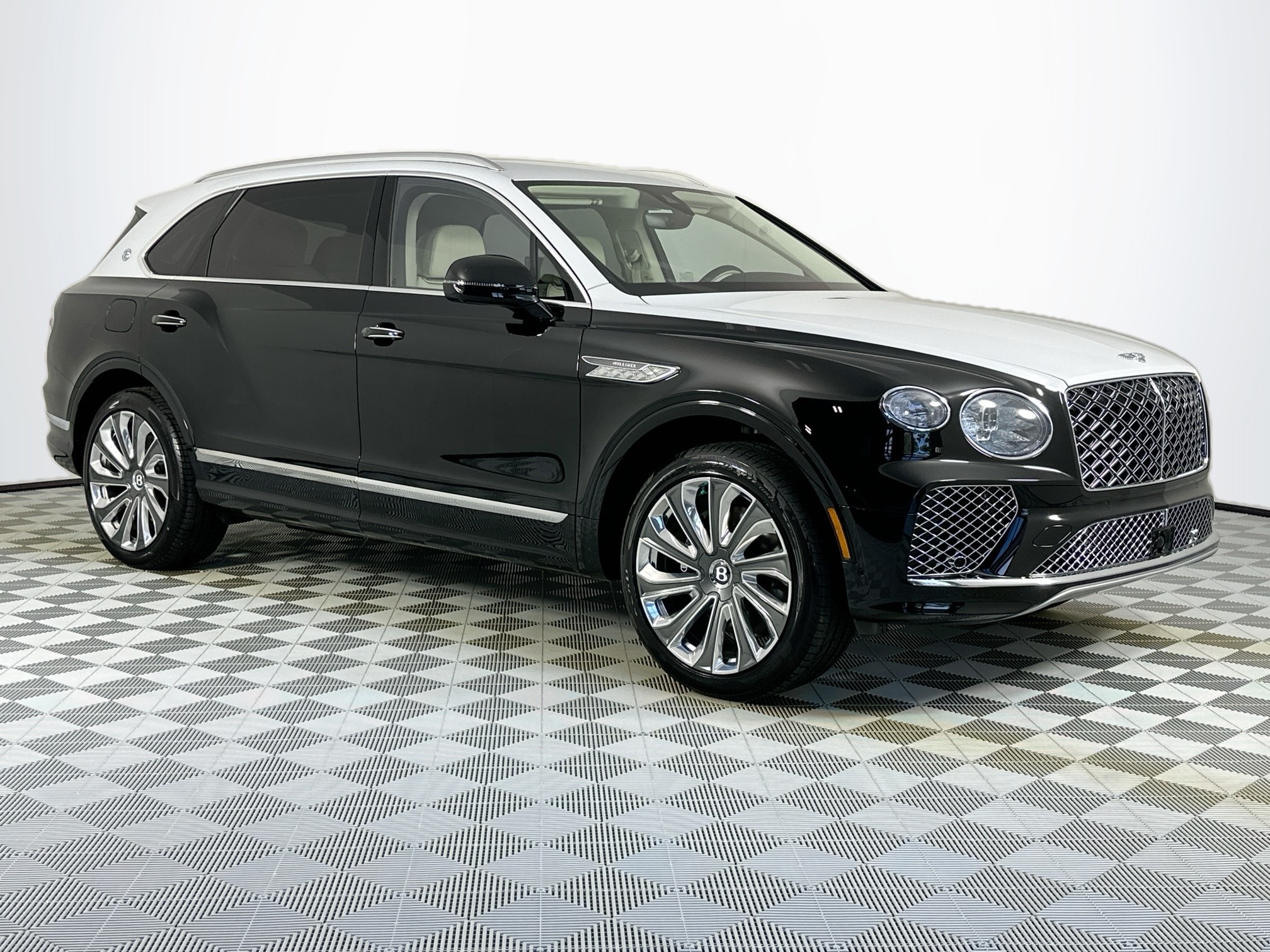 new 2025 Bentley Bentayga EWB car