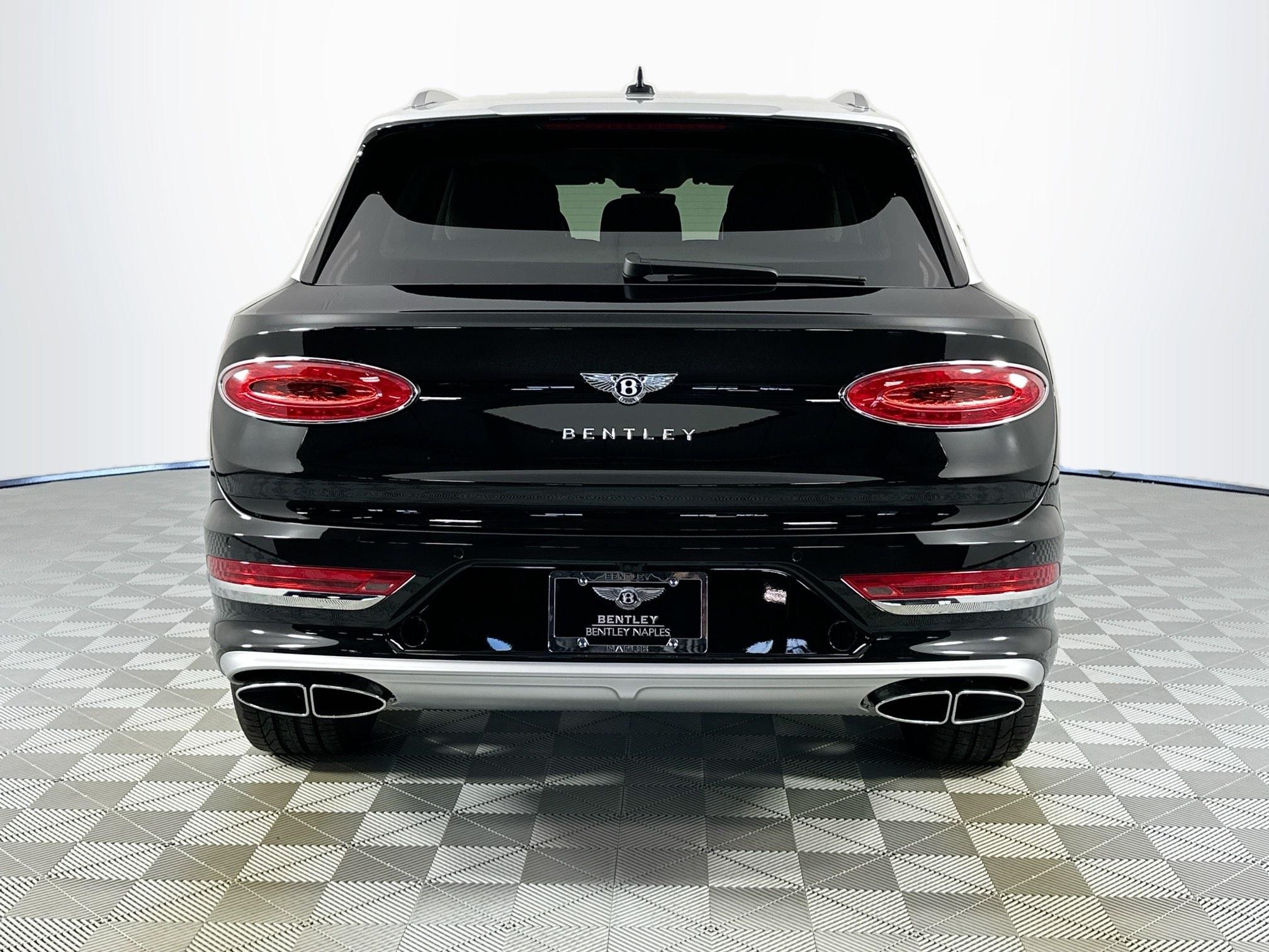 new 2025 Bentley Bentayga EWB car