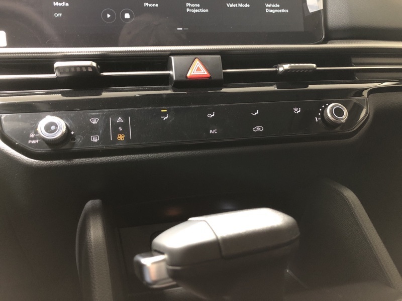2026 Kia Sportage LX photo 27