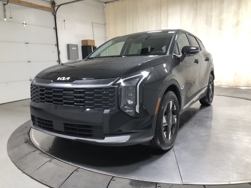 2026 Kia Sportage LX photo 3