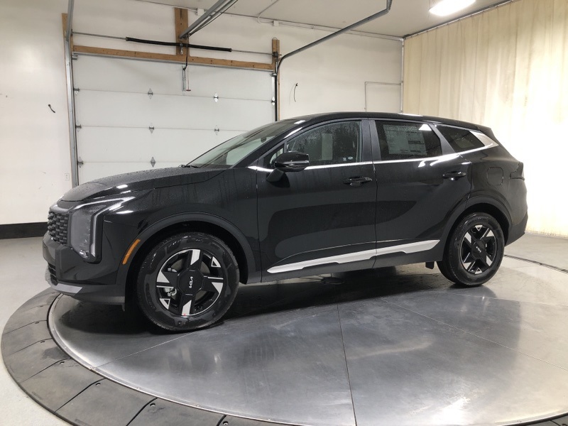 2026 Kia Sportage LX photo 4