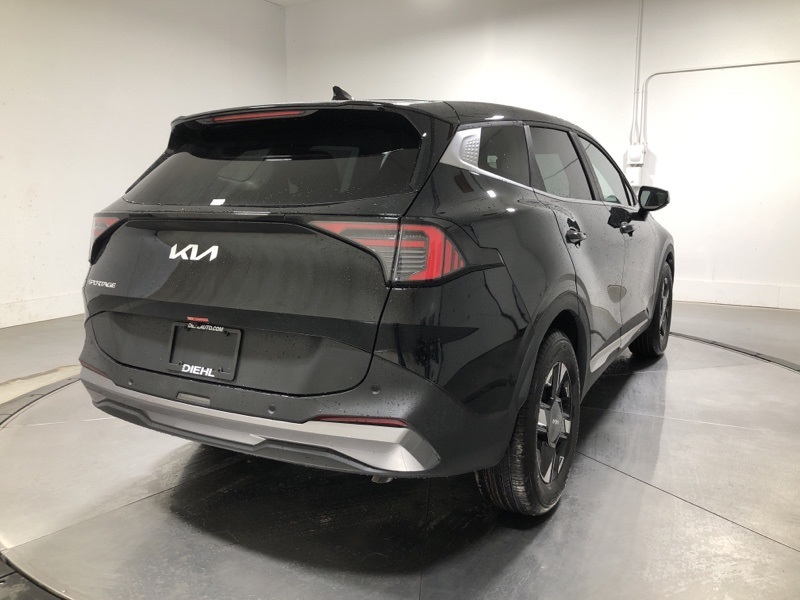 2026 Kia Sportage LX photo 7