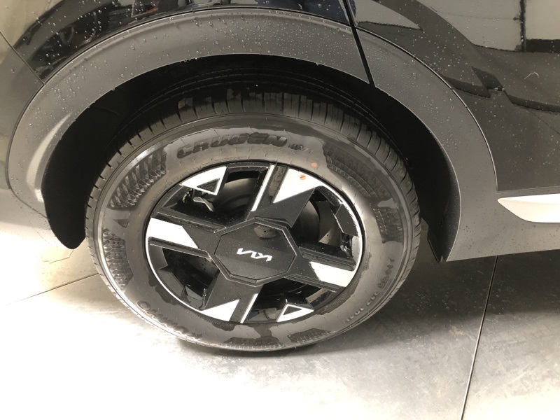 2026 Kia Sportage LX photo 9