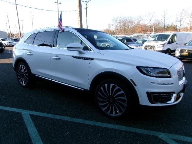 used 2019 Lincoln Nautilus car, priced at $28,880