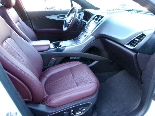 used 2019 Lincoln Nautilus car, priced at $28,880