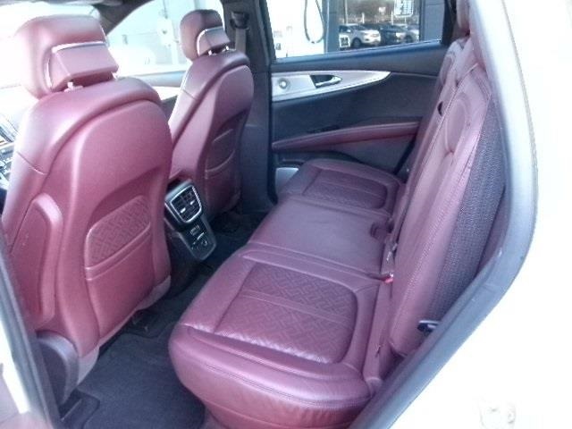 used 2019 Lincoln Nautilus car, priced at $28,880