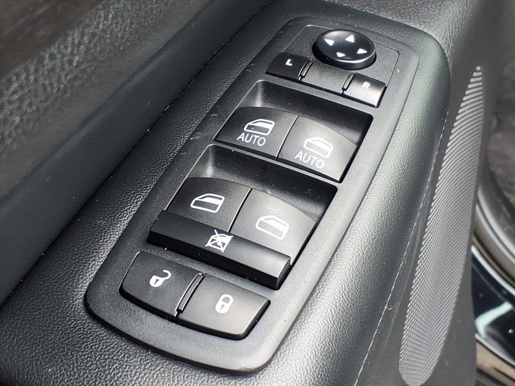 used 2017 Jeep Grand Cherokee car, priced at $13,500