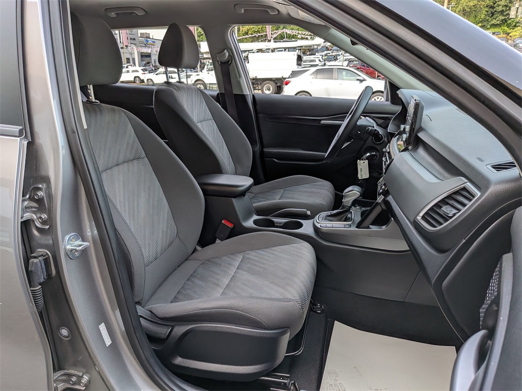 2023 Kia Seltos LX photo 20
