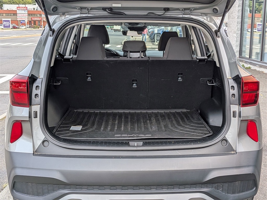 2023 Kia Seltos LX photo 6