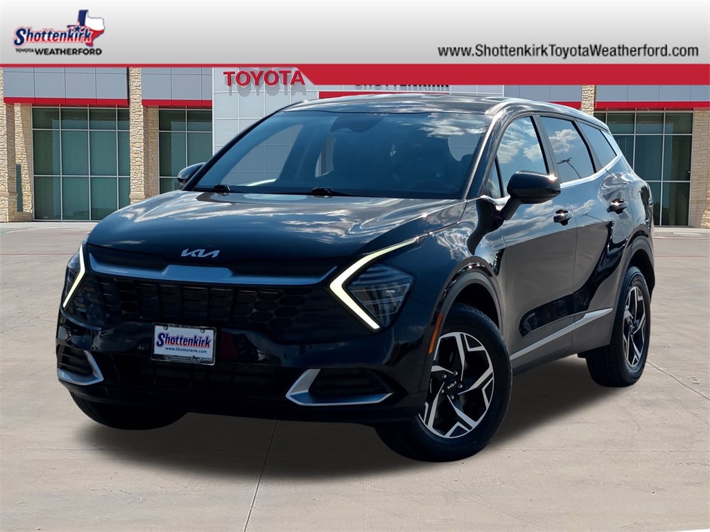 2024 Kia Sportage LX's photo