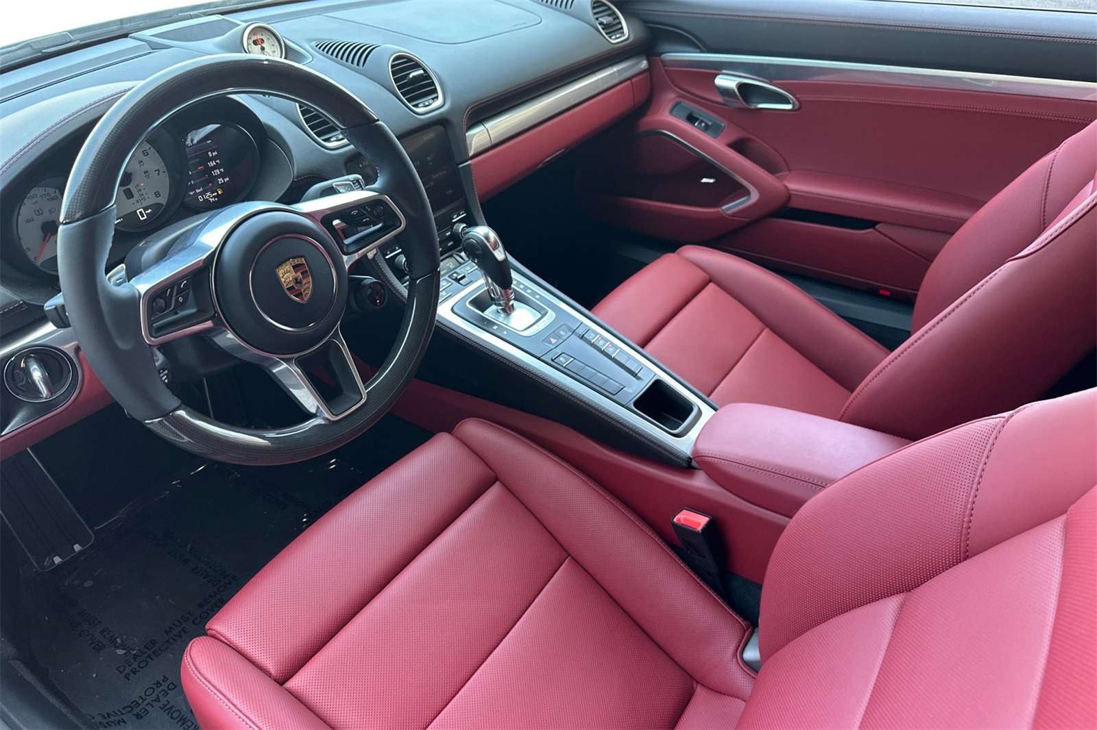 2025 Porsche Cayman S photo 4
