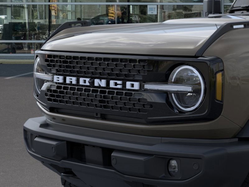 2025 Ford Bronco Outer Banks photo 18