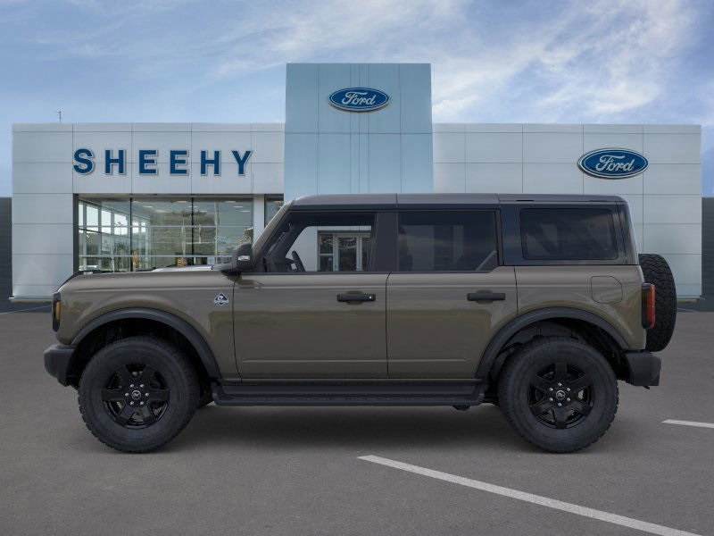 2025 Ford Bronco Outer Banks photo 2