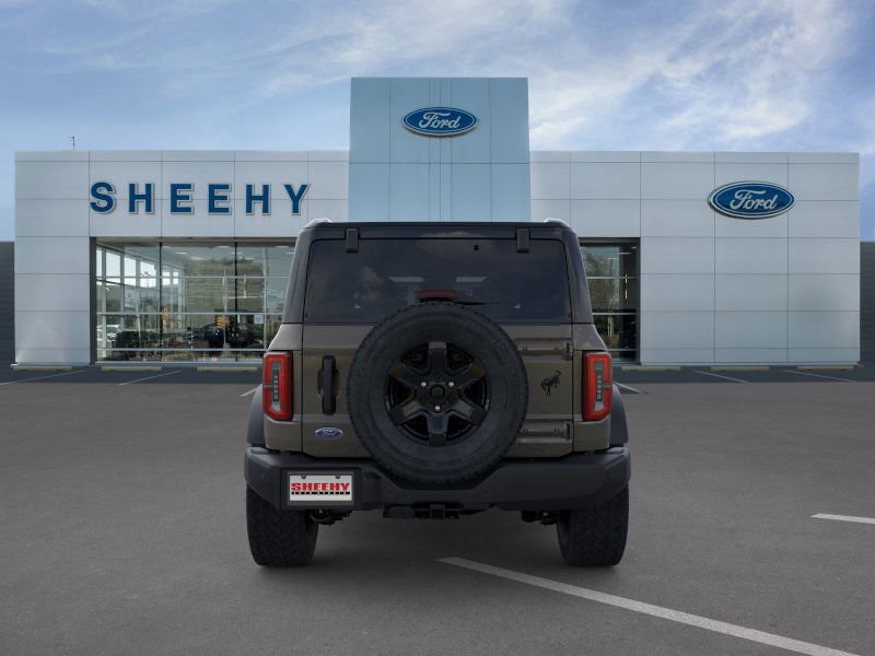 2025 Ford Bronco Outer Banks photo 4