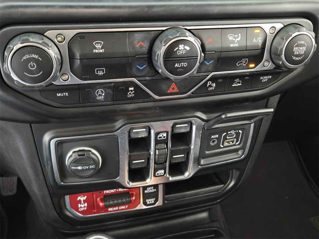 used 2021 Jeep Wrangler car, priced at $37,900