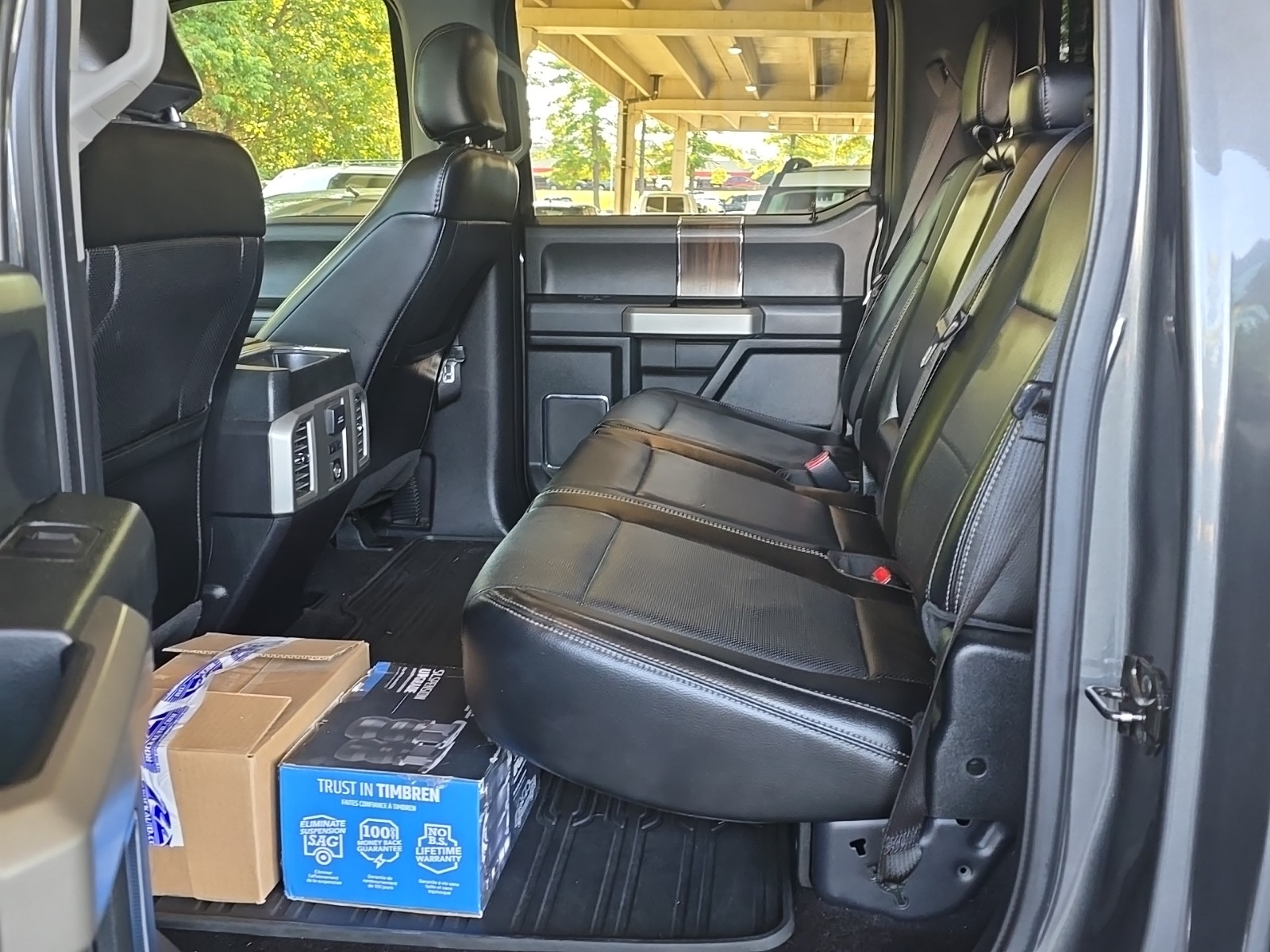 2016 Ford F-150 Lariat photo 4