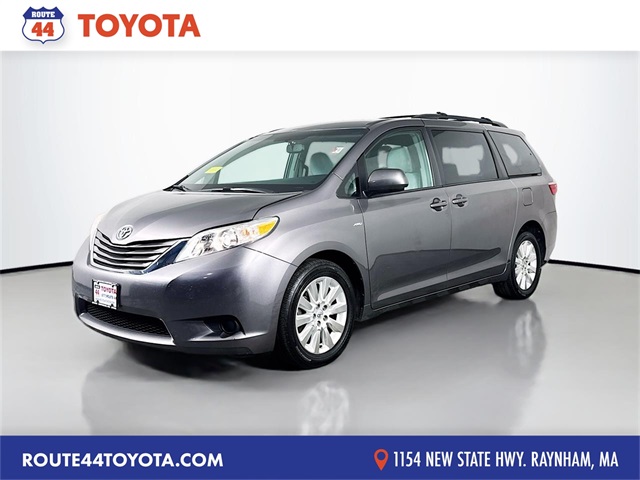 2016 Toyota Sienna LE