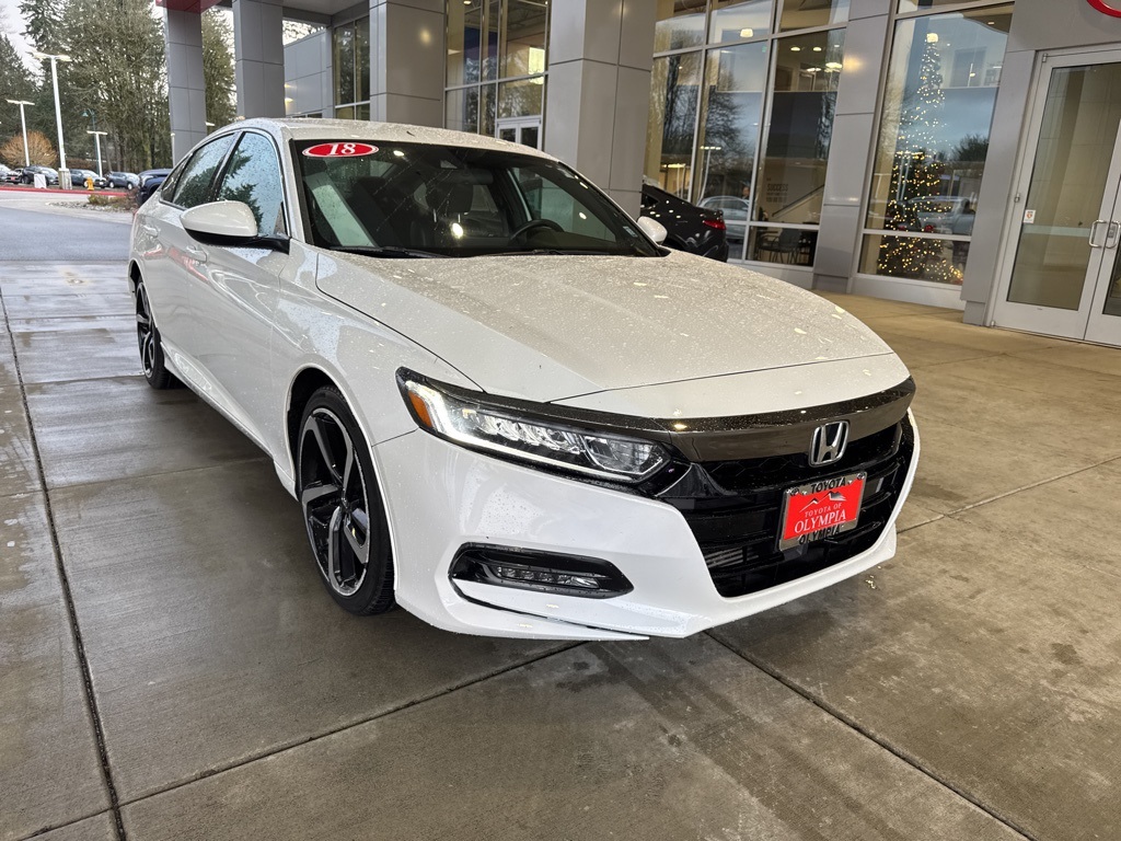 2018 Honda Accord Sport's photo