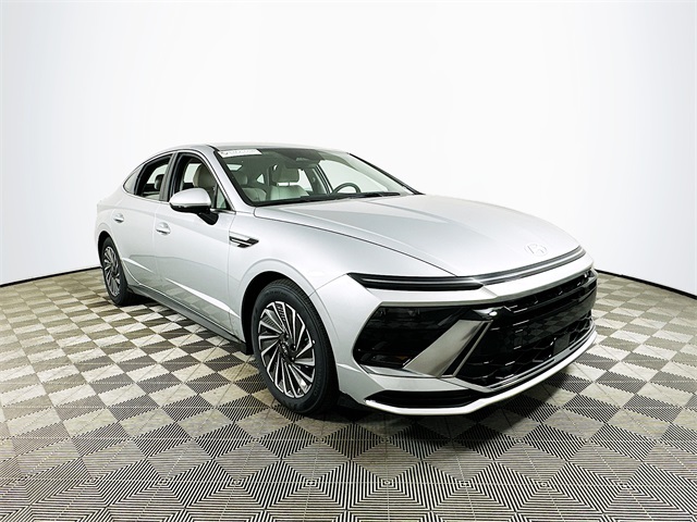 Sonata Hybrid SEL