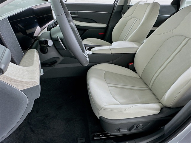 Sonata Hybrid SEL