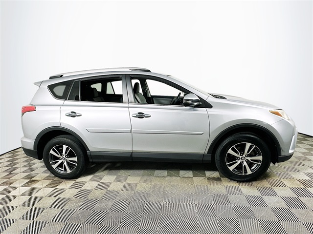 RAV4 XLE