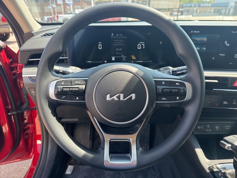 2025 Kia K5 LXS photo 22