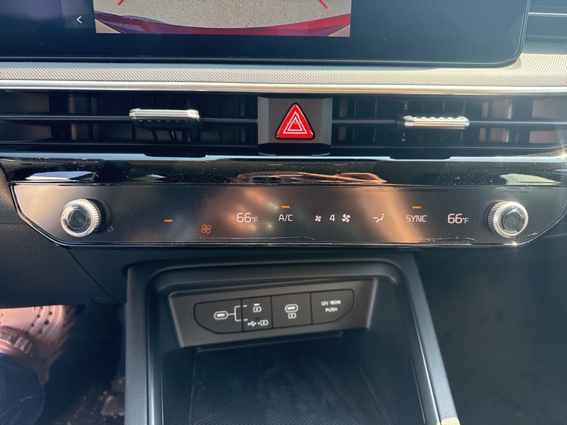 2025 Kia K5 LXS photo 31