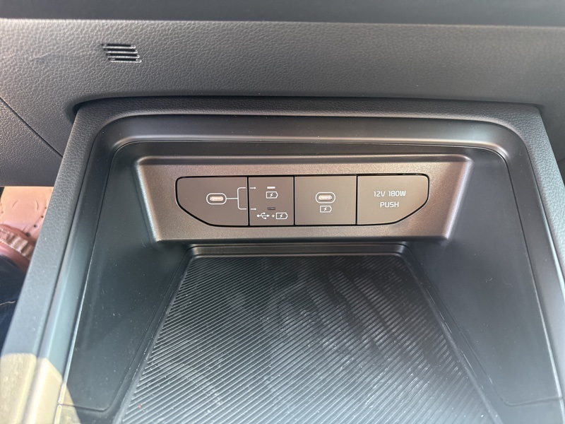 2025 Kia K5 LXS photo 32