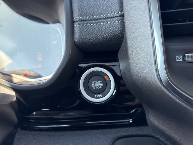 2026 Ram 1500 Laramie photo 19