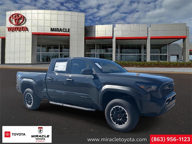 2025 Toyota Tacoma TRD Off Road's photo