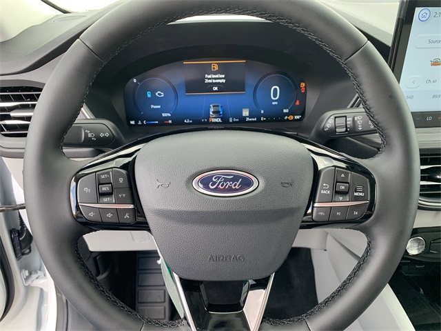 2025 Star White Metallic Tri-Coat Ford Escape Base FWD SUV